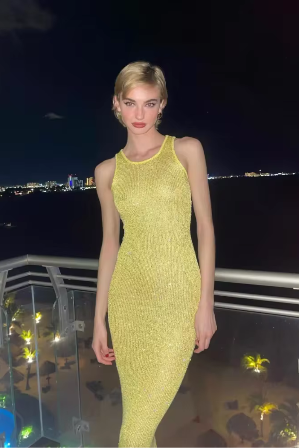 Asmir – Glitzerndes Strickkleid