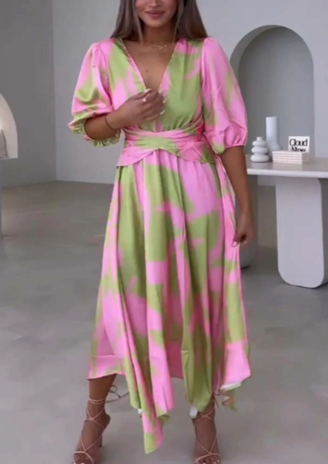 Sionne – Maxikleid mit V-Ausschnitt