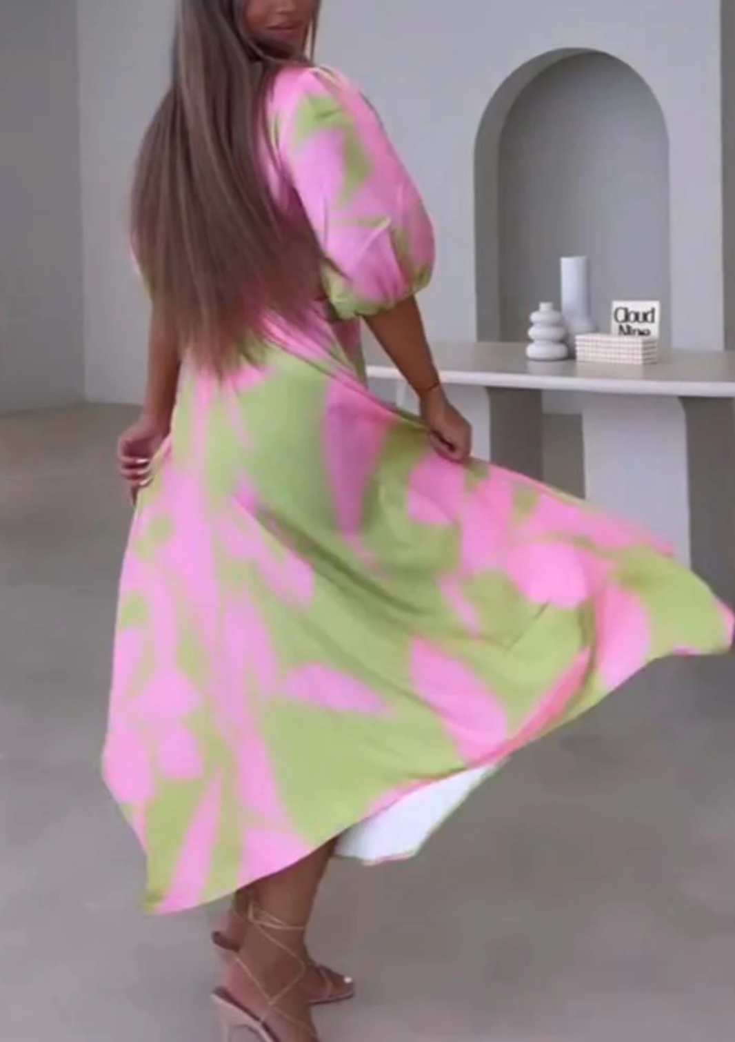 Sionne – Maxikleid mit V-Ausschnitt