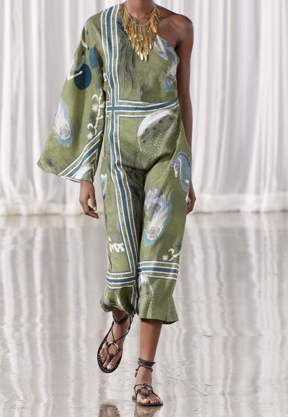 Shaira – Asymmetrisches One-Shoulder-Midikleid